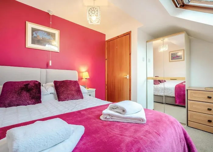 Holiday home 4 Bed In Oc-w506 *