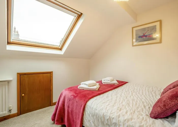 Holiday home 4 Bed In Oc-w506 *