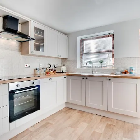 度假居 4 Bed In Whitby Oc-W506