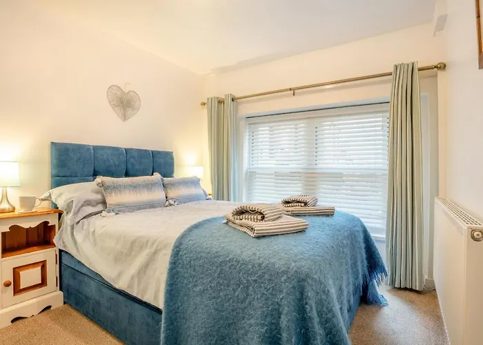 4 Bed In Oc-w506 Whitby